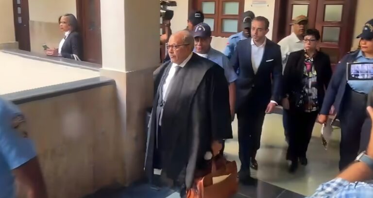 Aplazan juicio preliminar contra propietarios de la discoteca Jet Set para el 16 de marzo