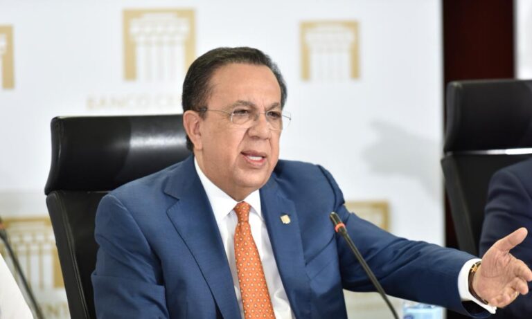 Economía creció 2.1% en 2025, lo que implica menos de la mitad proyectó BC y por debajo de ocho revisiones