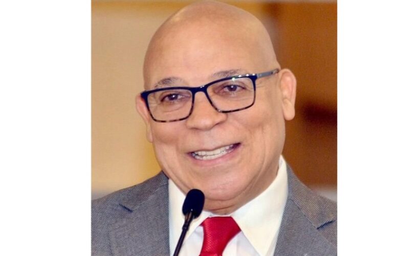 Amazon selecciona al periodista Marino Zapete para proyectar su obra en el mercado anglosajón