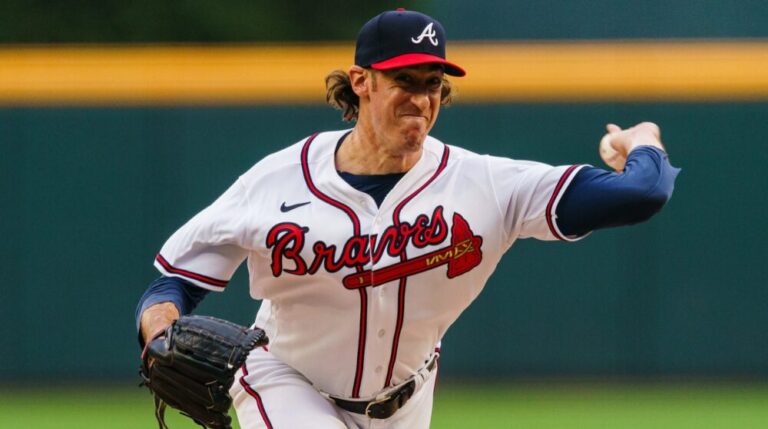 Lanzador mexicano Raúl Carrillo es contratado por los Toros un zurdo