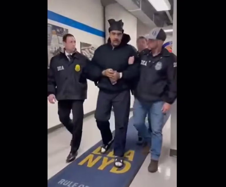 Estados Unidos presenta acusación ampliada contra Nicolás Maduro y altos funcionarios por narcoterrorismo y tráfico de cocaína