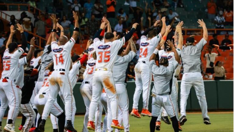 Toros del Este derrotan por segunda vez corrida a los Gigantes del Cibao