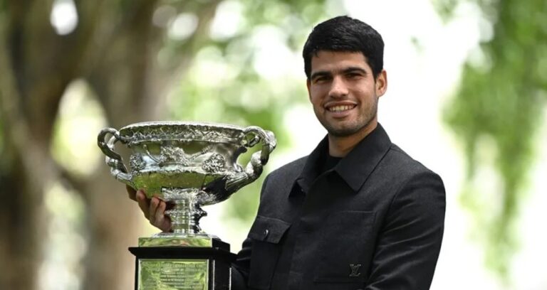 Carlos Alcaraz: «Vencer a Novak en una final así se siente increíble»