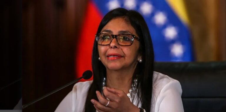 Delcy Rodríguez cierra siete entes públicos en Venezuela, cuatro de ellos creados por Maduro, incluído el que vigilaba enemigos internos