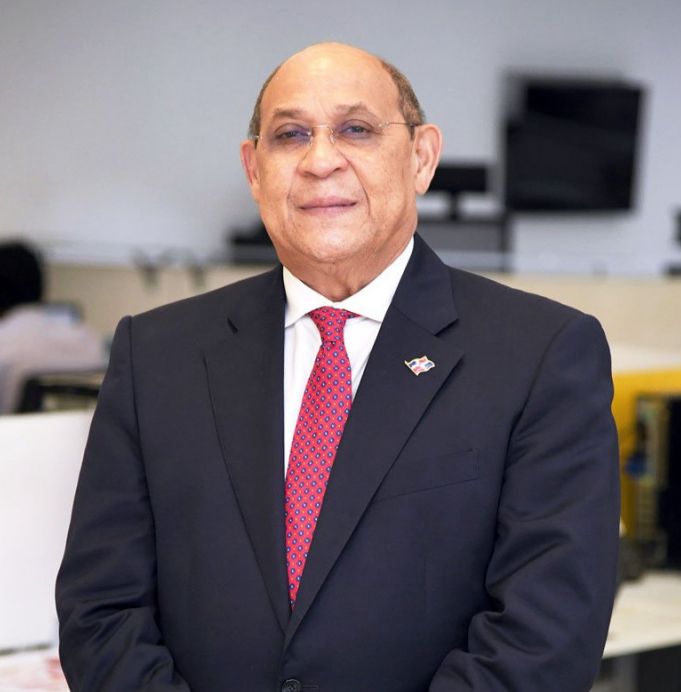 binader designa nuevos titulares en la Contraloría General y el Ministerio de Educación Superior