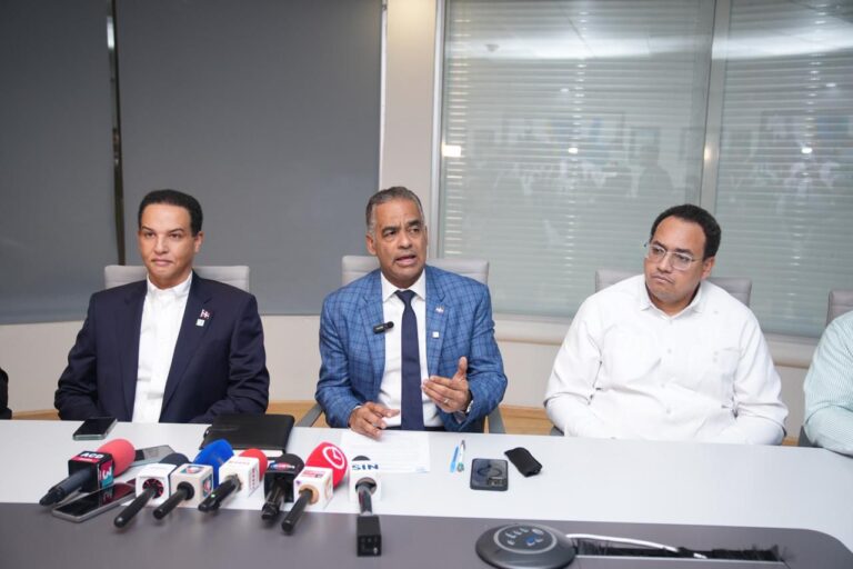 Sector eléctrico informa que avanza en el restablecimiento del Sistema Eléctrico Nacional Interconectado