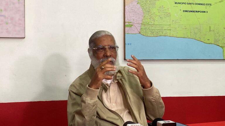 Juan Hubieres llama a directivos del Corredor Independencia a no sacar a los choferes