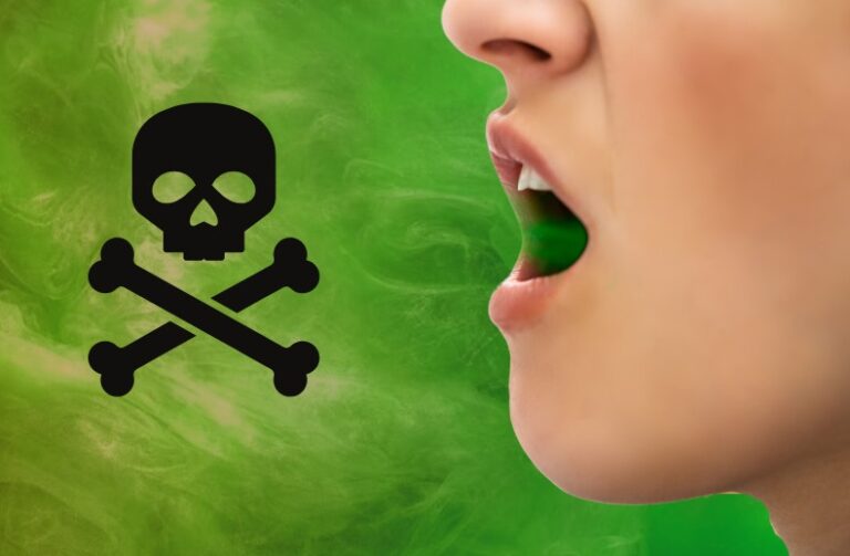 ¿Cómo decirle a una persona que tiene mal aliento sin herir ni dañar la relación?