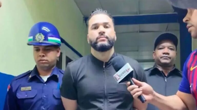 Aplazan conocimiento de medida de coerción contra médico acusado de supuesta agresión sexual