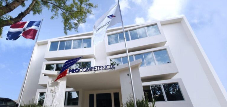 ProCompetencia investiga presuntas prácticas anticompetitivas en licitación del INABIE
