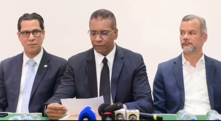 Leonel Fernández encabezará juramentaciones y encuentros sociales en Santiago