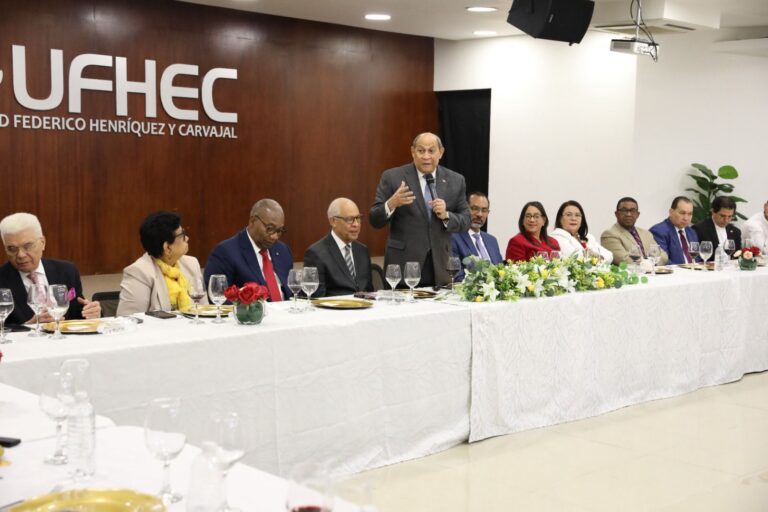 Incmbente del MESCyT plantea transformación estructural del Sistema Nacional de Educación