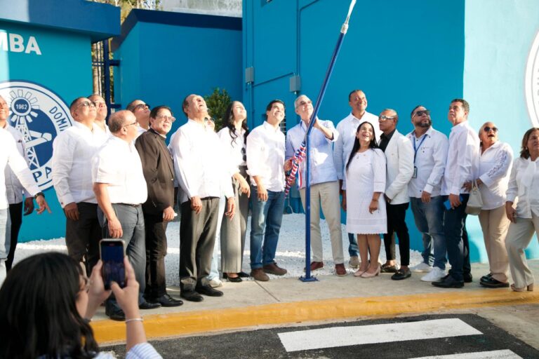 Reportaje- Abinader acelera inauguraciones días antes de acudir al Congreso a su sexta rendición de cuentas