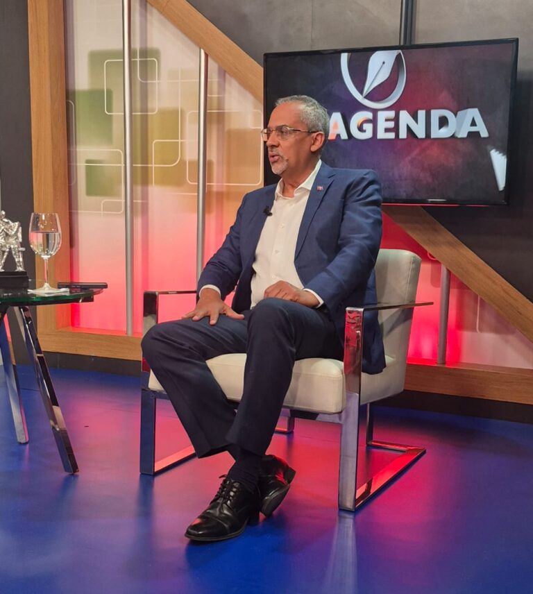 Video- Alejandro Abreu revela que el vaper es el principal mal en el país y es necesario ponerle restricciones legales