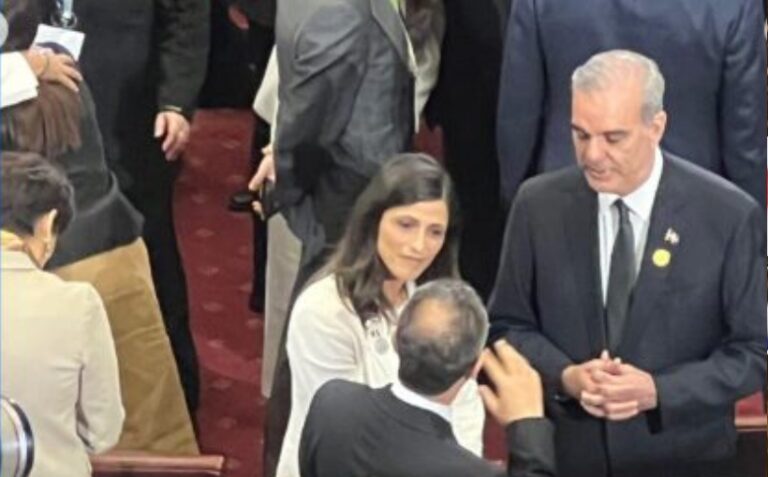 Abinader y María Corina Machado coinciden en Chile durante investidura de José Antonio Kast