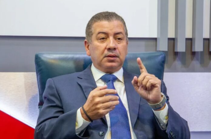 CESAR FERNANDEZ ALARMISMO