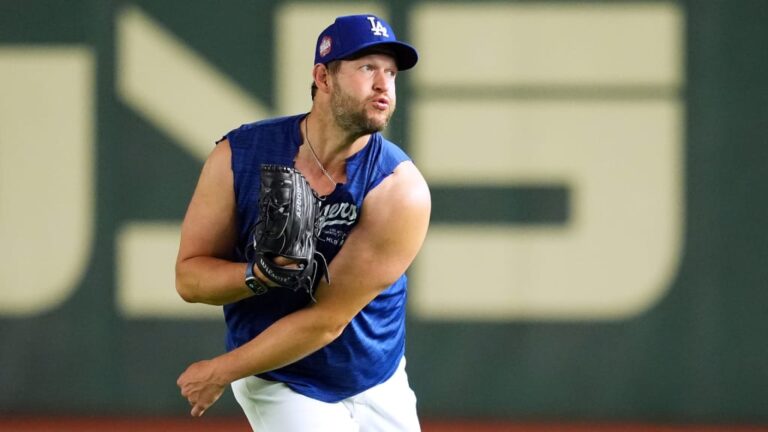 Clayton Kershaw regresa al Dodger Stadium como comentarista tras su retiro