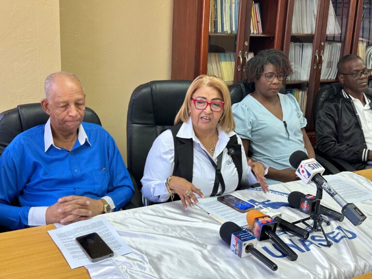 Enfermeras anuncian protesta frente al Palacio Nacional por retraso en acuerdos con el Gobierno