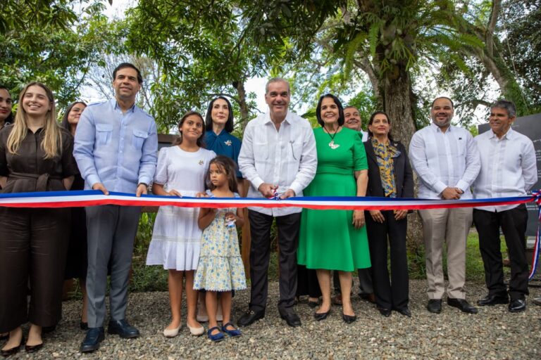 Presidente Abinader afirma que la lucha de Minerva Mirabal marcó el inicio del camino hacia la verdadera democracia en República Dominicana