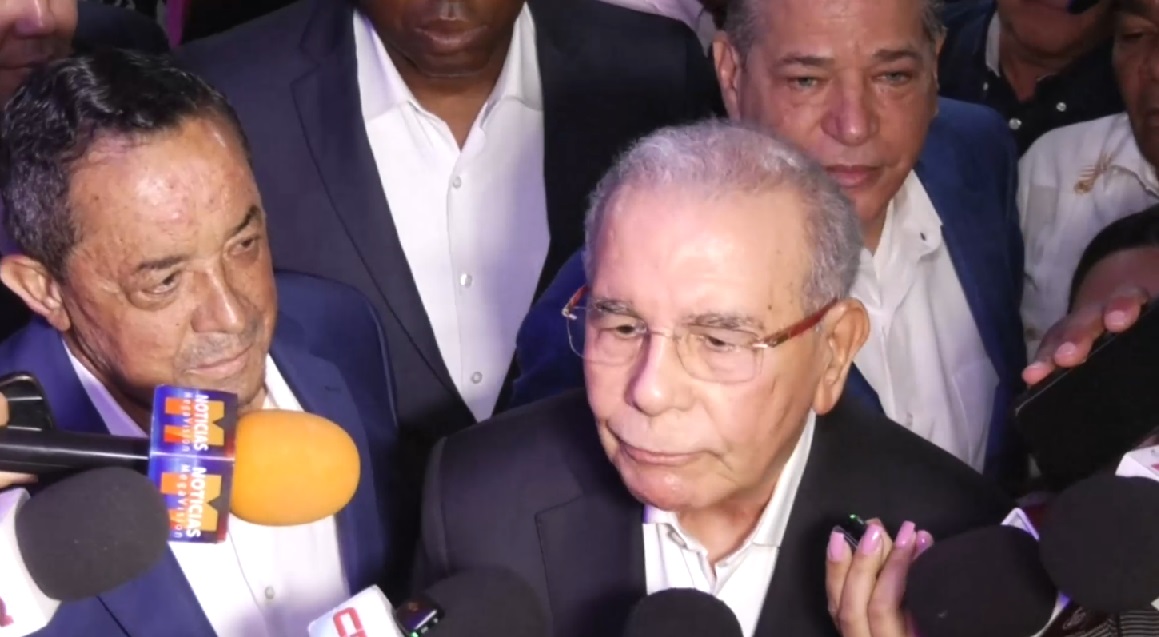 Danilo desmiente colocara en la mesa tema de la reforma fiscal durante diálogo con el Gobierno