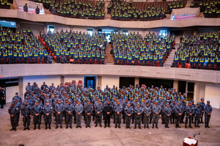 PN lanza a las calles miles de agentes para reforzar seguridad en operativo de Semana Santa 2026