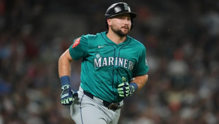 Raleigh define con hit de oro y Marineros dejan en el terreno a los Yankees