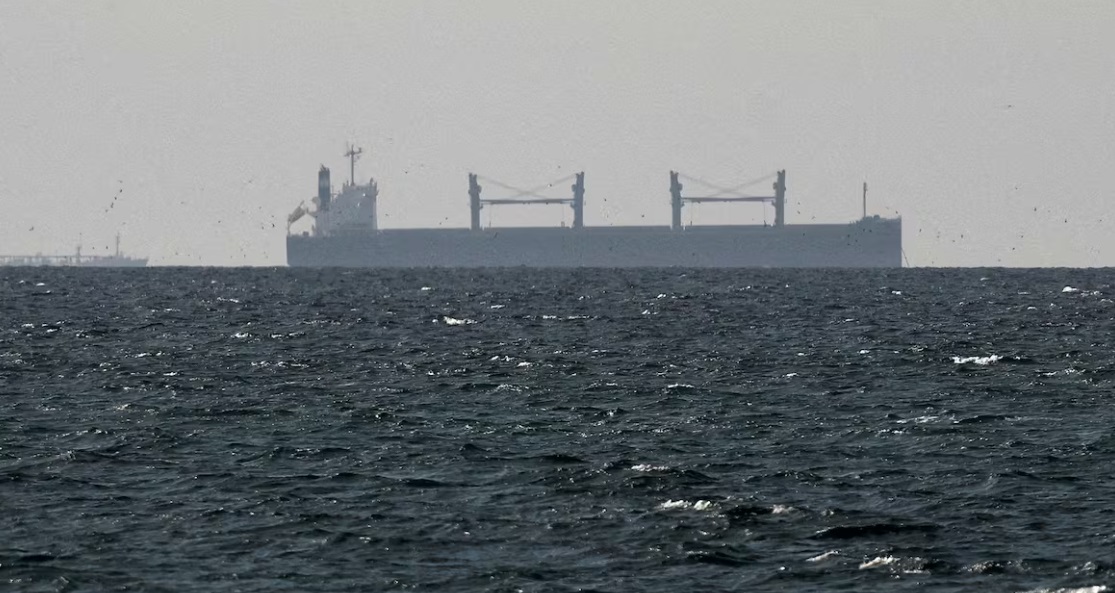 El nuevo bloqueo de Ormuz dispara el petróleo un 7% y supera los 100 dólares