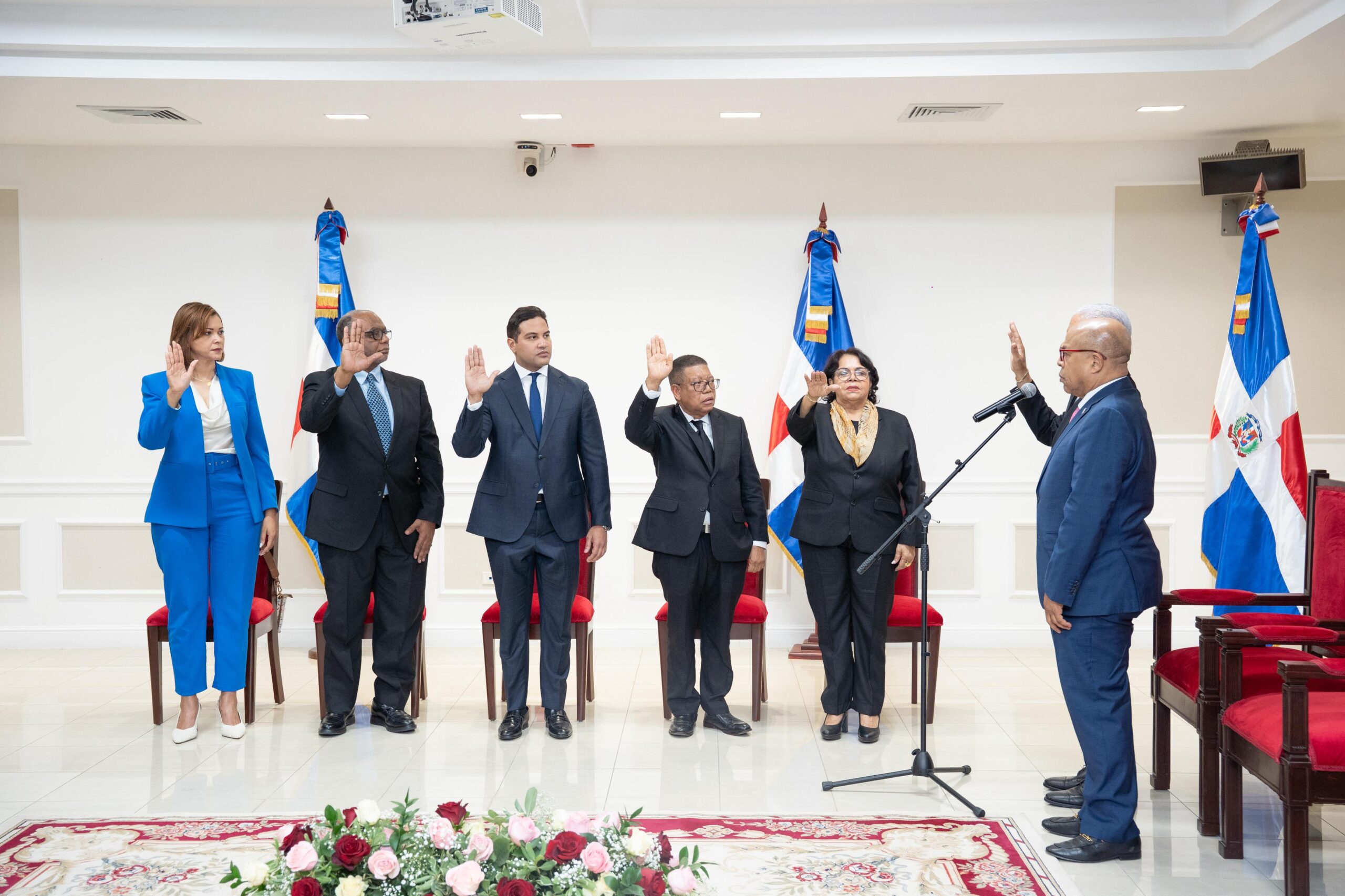 Cámara de Cuentas deja sin efectos aumento salarial