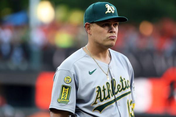 GIO URSHELA SE RETIRA