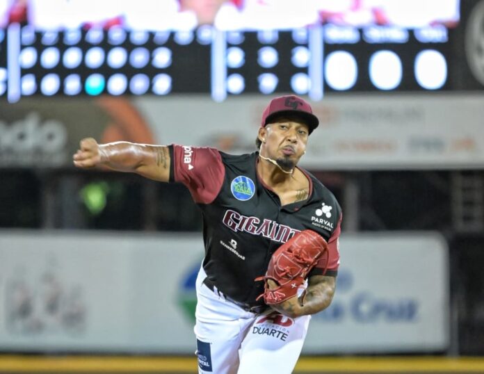 Yovanny Cruz es ascendido a las Grandes Ligas