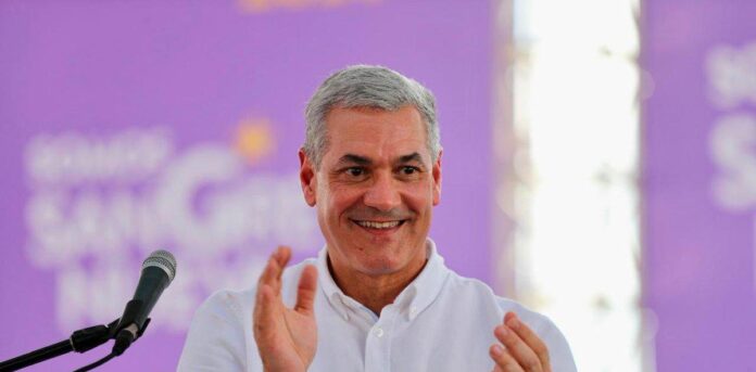 gonzalo va con to