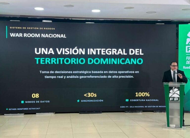 Fuerza del Pueblo presenta plataforma digital de protección civil y gestión de riesgos