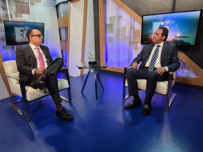 HOTONIEL EN DE ENTERO CREDITO