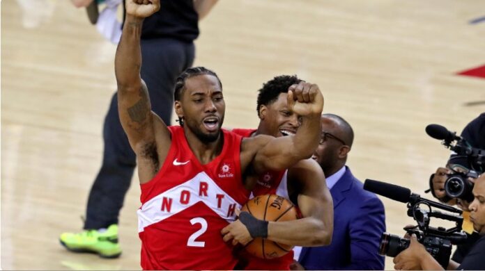 LEONARD VUELVE A TORONTO