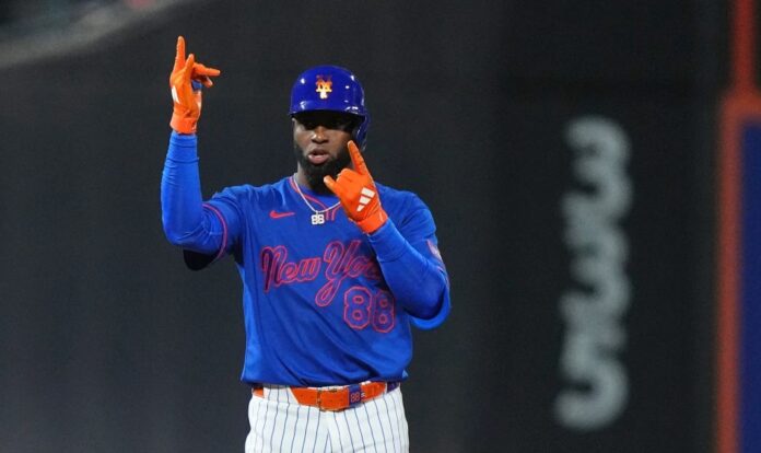 LUIS ROBERT DE LOS METS
